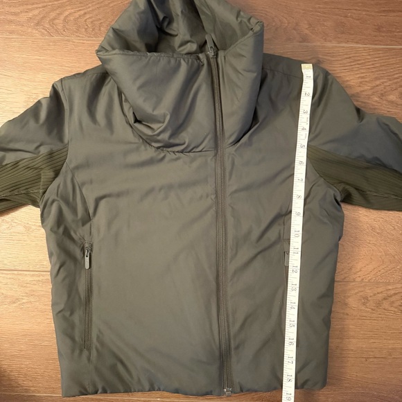 Lululemon City Sleek Jacket Dark Olive 4 - Picture 14 of 15